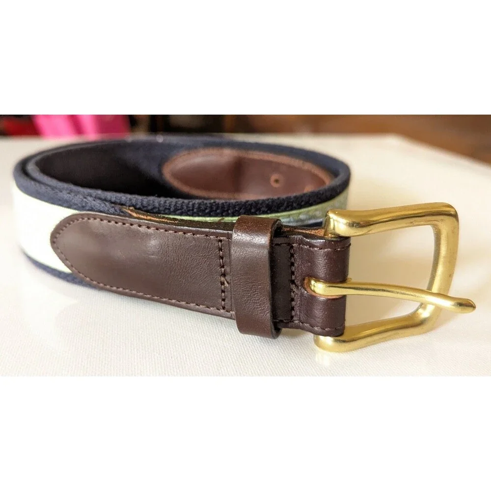 Vineyard Vines Men’s 32 Light Green Whale Print Blue Belt Brown Leather Brass